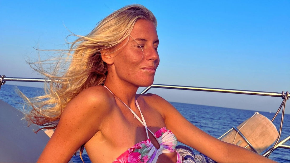 En vez de  molestarte mi brillo, pregúntate por que no estas brillando tú.